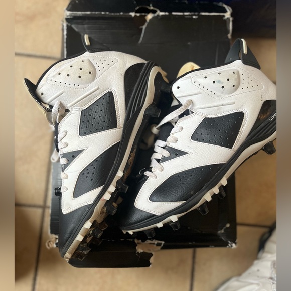 Jordan 6 Cleat super rare only wore a couple times size 11 - Picture 3 of 8
